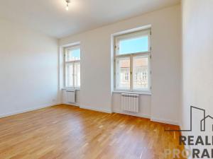 Prodej bytu 1+kk, Praha - Karlín, Vítkova, 26 m2