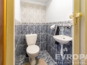 Prodej rodinného domu, Ústí nad Labem - Hostovice, Hostovická, 250 m2