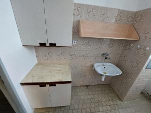 Pronájem obchodního prostoru, Písek, Roháčova, 82 m2