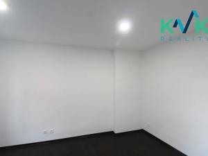 Prodej bytu 3+1, Karlovy Vary, U Trati, 83 m2