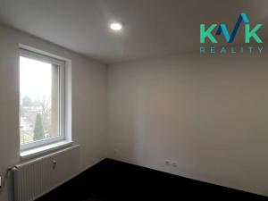 Prodej bytu 3+1, Karlovy Vary, U Trati, 83 m2