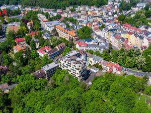 Pronájem bytu 3+kk, Karlovy Vary, Pražská silnice, 88 m2