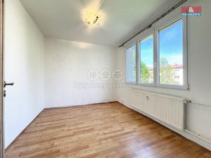 Prodej bytu 4+1, Karlovy Vary - Drahovice, Lidická, 85 m2