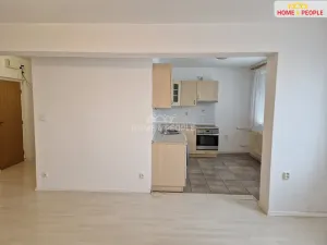 Pronájem bytu 2+kk, Benešov, Jana Švermy, 42 m2