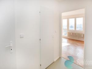 Pronájem bytu 3+kk, Praha - Záběhlice, Bělčická, 54 m2