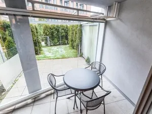 Pronájem bytu 2+kk, Praha - Nové Město, Na slupi, 70 m2