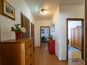 Prodej bytu 3+1, Karlovy Vary, Spálená, 80 m2