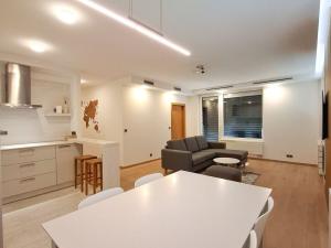 Pronájem bytu 2+kk, Praha - Stodůlky, Klementova, 67 m2