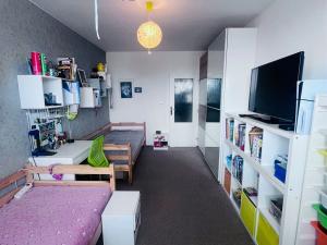 Prodej bytu 3+1, Praha - Hostavice, Travná, 84 m2