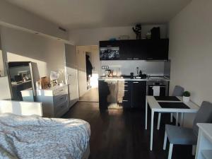 Prodej bytu 1+kk, Praha - Kobylisy, Kyselova, 22 m2