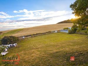 Prodej pozemku pro bydlení, Beroun, samota Na Vinici, 3833 m2