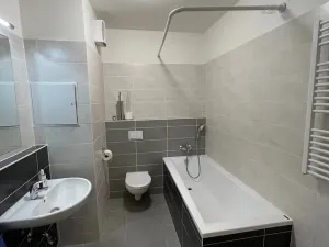 Pronájem bytu 1+kk, Praha - Kyje, Sicherova, 33 m2