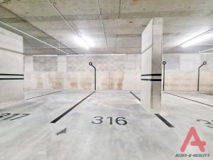 Pronájem bytu 2+kk, Praha - Vysočany, Fafkových, 52 m2