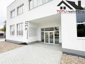 Pronájem obchodního prostoru, Jaroměř, Jezbinská, 404 m2