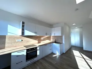 Pronájem bytu 1+kk, Nupaky, Nupacká, 42 m2