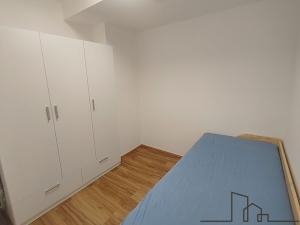 Pronájem bytu 2+kk, Praha - Vysočany, Novovysočanská, 43 m2