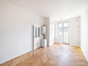 Prodej bytu 2+kk, Praha - Vinohrady, Velehradská, 46 m2