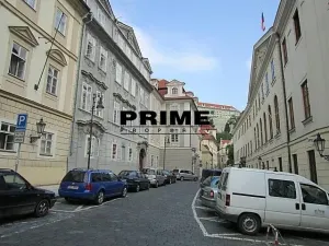 Pronájem bytu 3+1, Praha - Malá Strana, Sněmovní, 85 m2