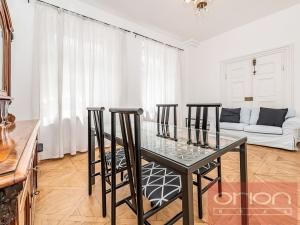 Pronájem bytu 3+1, Praha - Malá Strana, Sněmovní, 85 m2