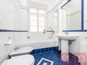 Pronájem bytu 3+1, Praha - Malá Strana, Sněmovní, 85 m2