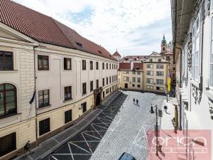 Pronájem bytu 3+1, Praha - Malá Strana, Sněmovní, 85 m2