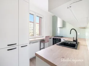 Pronájem bytu 2+1, Praha - Záběhlice, Práčská, 53 m2