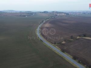 Prodej pozemku pro bydlení, Veltruby, 43000 m2