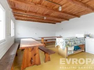 Prodej komerční nemovitosti, Maleč, okres havlíčkův brod, 1012 m2