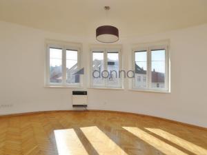 Pronájem bytu 2+kk, Praha - Strašnice, Kralická, 52 m2