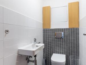 Pronájem bytu 2+kk, Praha - Zličín, Lanžhotská, 63 m2