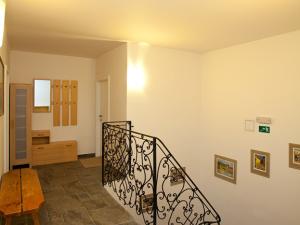 Prodej vícegeneračního domu, Černolice, Pod Hůrkou, 420 m2