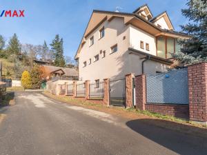 Prodej vícegeneračního domu, Černolice, Pod Hůrkou, 420 m2