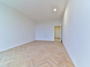 Prodej bytu 1+kk, Praha - Vinohrady, Vinohradská, 36 m2