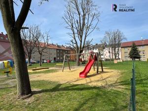 Prodej bytu 2+kk, Karlovy Vary - Dvory, K. Kučery, 79 m2
