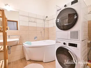 Pronájem bytu 2+kk, Brno, Stará, 60 m2