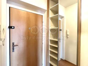 Pronájem bytu 1+kk, Zlín, Plesníkova, 36 m2