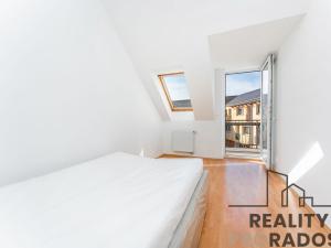 Prodej bytu 4+kk, Praha - Písnice, Libušská, 141 m2