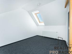 Prodej bytu 4+kk, Praha - Písnice, Libušská, 141 m2