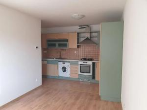 Prodej bytu 3+kk, Šlapanice, Švehlova, 62 m2