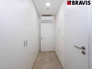 Pronájem bytu 1+kk, Brno - Zábrdovice, Příkop, 30 m2