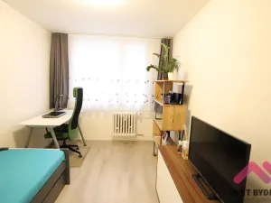 Prodej bytu 2+kk, Praha - Prosek, Lovosická, 45 m2