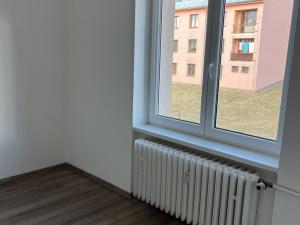 Prodej bytu 3+1, Břidličná, Komenského, 68 m2