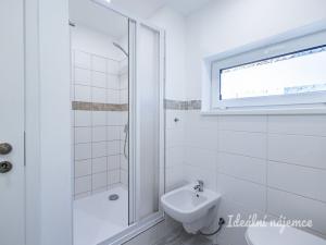 Pronájem bytu 1+kk, Říčany - Voděrádky, Voděradská, 31 m2