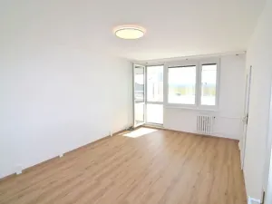 Pronájem bytu 3+1, Praha - Černý Most, Kuttelwascherova, 86 m2