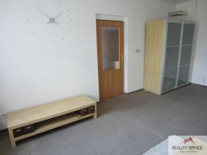 Pronájem bytu 2+kk, Děčín - Děčín III-Staré Město, Žerotínova, 54 m2