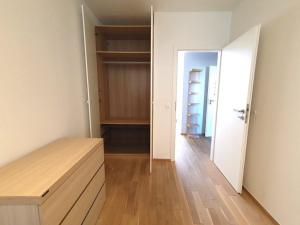 Pronájem bytu 3+kk, Praha - Letňany, Chotěšovská, 76 m2