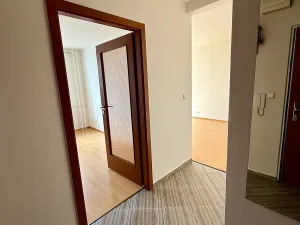 Prodej bytu 2+kk, Praha - Kobylisy, Havlínova, 40 m2