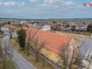 Prodej komerční nemovitosti, Lišany, Pražská, 9000 m2