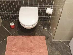 Pronájem bytu 1+kk, Praha - Háje, Sochorcova, 32 m2