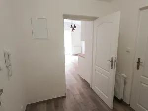 Pronájem bytu 1+kk, Praha - Vršovice, Moskevská, 26 m2